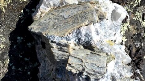 Spodumenprobe von Hidden Lake; Foto: 92 Resources