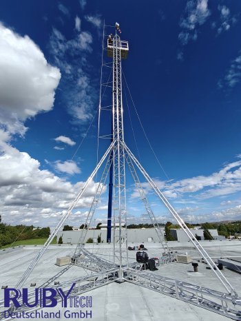 6_MAST-HIGH-15_3.jpg