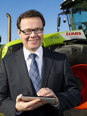 claas_small.jpg