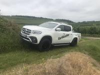 Mercedes X-Klasse ausgerüstet mit einem Taubenreuther Fahrwerk inklusive RAID Dämpfern von KONI