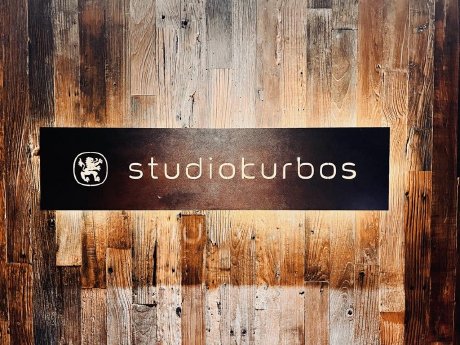 studiokurbos_Presse_Corporate_2.jpeg
