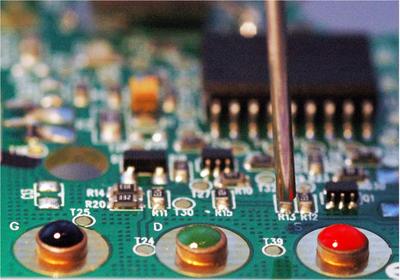 Funktionale High-Tech-Klebstoffe nach Kundenwunsch