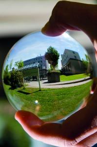Berufsbegleitend weiterqualifizieren: Logistik - Management & Consulting (MBA) / Bildquelle: ©HWG LU