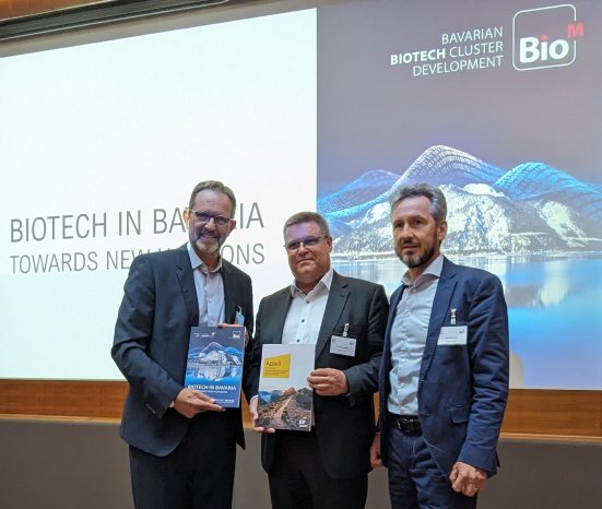 Präsentation BioM Report Biotech in Bavaria 2022_23.jpg
