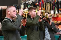 Schauprogramm Jagdhornbläser zur Reiten-Jagen-Fischen 2025