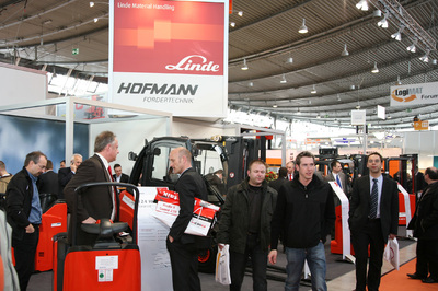 Fachmesse LogiMAT 2010 in Stuttgart auf der Erfolgsspur