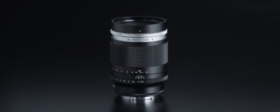 75mmf1_8_Bokeh Shift Banner(1).jpg