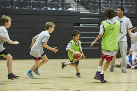 Die Vattenfall Basketball-Akademie bingt Kinder und Jugendliche in Bewegung (Foto: Dennis Fischer)
