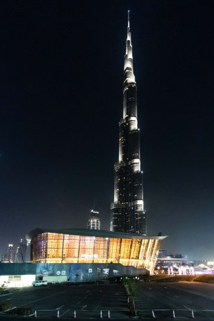 Bild NICOLAS TOHME_Dubai Opera Burj Khalifa_7417.jpg