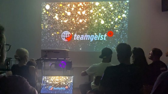 Team teamgeist beim Sommercamp 2026 iPad Filmfestival teamgeist+.png
