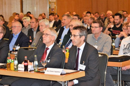9a-DHV_Auditorium_Ansprache_Dr._Friedrich_IFY_6277_az.JPG
