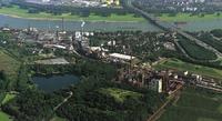 In Blickweite von GREIWING: Der Sachtleben-Standort in der Nähe des Duisburger Hafens. Foto: Sachtleben