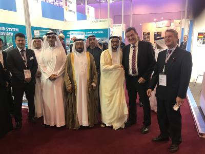 DVS-Präsident Prof. Dr.-Ing. Heinrich Flegel (2.v.r.) und Scheich Fahim Bin Sultan Al Quasimi, Chairman oft he Department of Government Relations, (3.v.r.), Saif Al Midfa (Geschäftsführer des Messecenters Expo Centre Sharjah, 2.v.l.), HE Abdullah Bin Sultan Al Owais (Chairman of the Sharjah Chamber of Commerce and Industry and Chairman of Expo Centre Sharjah, 3.v.l.), Generalkonsul Günter Rauer (ganz rechts) (Quelle: DVS)