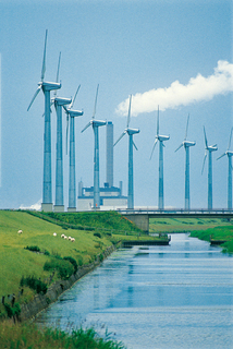 Ab Herbst 2009:Neuer Studienzweig Energietechnik am MCI / © Getty Images