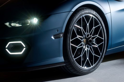 Bridgestone Potenza Sport für den Lamborghini Temerario © Automobili Lamborghini S.p.A..jpg