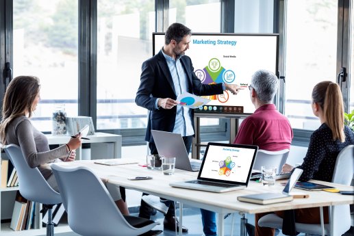 VSEVEN PRO Interactive Flat Panel Business.jpg