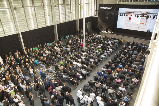 Der Shopware Community Day 2014 (hier bei der Keynote) war schon zehn Tage im Voraus ausver.jpg