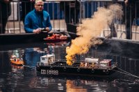 Modell Leben Wasserbecken / (c)Snap Art