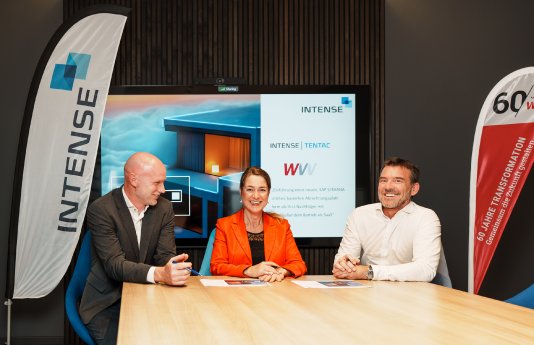 WVV Geschäftsführerin D. Schulte Derne, INTENSE Vorstände M. Kandel und M. Heinze.jpg