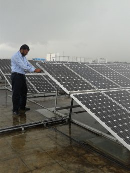 Bangalore solar technician1.jpg
