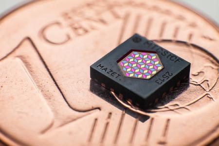 Color Sensor MTCSiCF: universal for all applications / Copyright: MAZeT