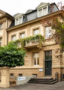 Die Stiftung Schönau ist ein Immobilienunternehmen mit Sitz in Heidelberg