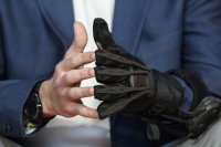 Für die intelligente Orthese MotionMate von Powered Orthotics, die auf der DLD vorgestellt wurde, hat Würth Elektronik einen kundenspezifischen Transformator entwickelt