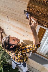 Qualität, optischer Anspruch und einfache Renovierbarkeit sind nach wie vor wichtige Kriterien für die Holzbeschichtung, Foto: Caparol Farben Lacke Bautenschutz