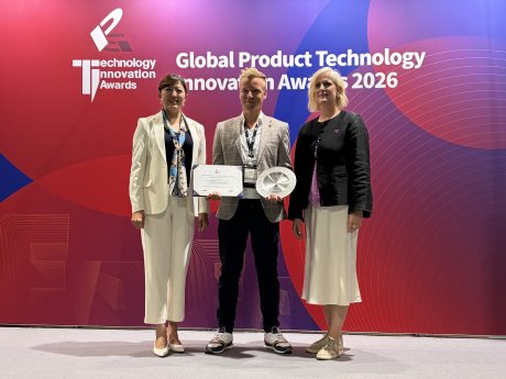 Award IFA.jpg