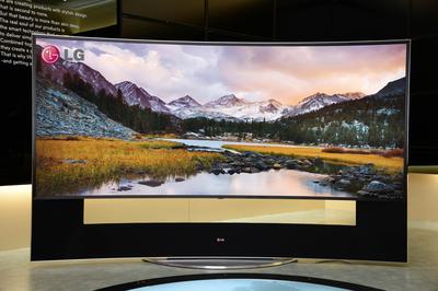 Curved Ultra HD TV 105UC9