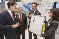 Preisverleihung auf der Stuttgarter Fachmesse Motek: die WITTENSTEIN bastian GmbH in Fellbach ist mit ihrer 