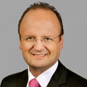 Porträt Ralf Hager