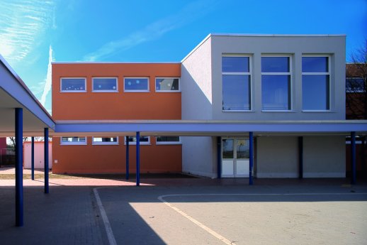 Karl_Wendel_Schule_02[1].jpg