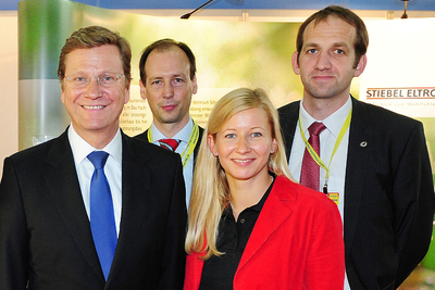 Auch FDP-Parteichef Guido Westerwelle informierte sich bei STIEBEL ELTRON