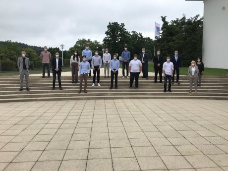 Herunterladen (24).jpg