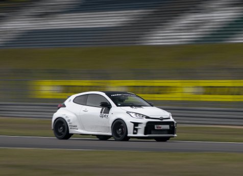 Toyota_GR_Yaris_KW_Clubsport_3-way_Fahraufnahme_003.jpg