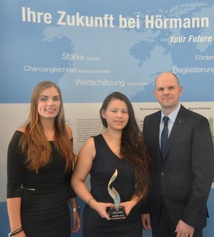 PM 1634 Hörmann gewinnt Human Resources Excellence Award_Bild 1.JPG