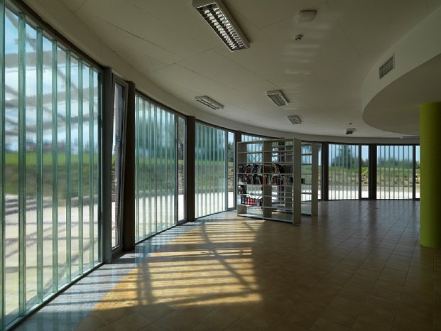Centro de Educación Internacional, Kielnarowa, Polonia.jpeg