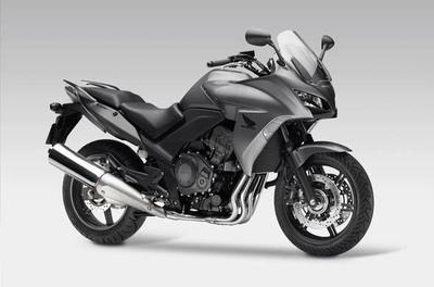 Die CBF1000F in Sword Silver Metallic