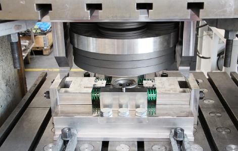 The forging tool creates undercuts: A model will be presented at Hannover Messe / Photo: IPH