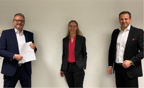 Eissmann Group Automotive: l.t.r. Dr. Wolfgang Braun (Chief Executive Officer), Claudia Eissmann (Chairman of the Advisory Board), Sami Sagur (Chief Financial Officer)