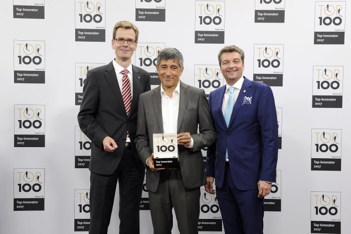 Photo Weidmueller - Auszeichnung Top 100 Award.jpg