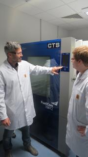 Dr. Jochen Mähliss (left) and Simon Wedlich (right) at batteryuniversity