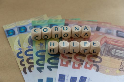 iStock-1258035689, Corona Hilfen.jpg