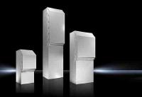 Die neuen Rittal Kühlgeräte Nema 3R/4 punkten mit Schutzart IP 56, energieeffizienter Blue e-Technologie, smarter IoT-Fähigkeit sowie „cULus Listed“-Approbation zur vereinfachten Zulassung im nordamerikanischen Markt und weltweitem Service / Quelle Rittal GmbH & Co. KG 