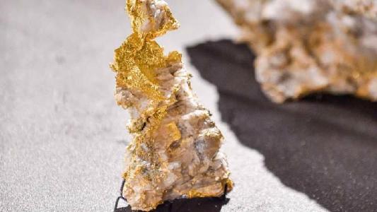 RNC Minerals übertrifft seine eigenen Prognosen!