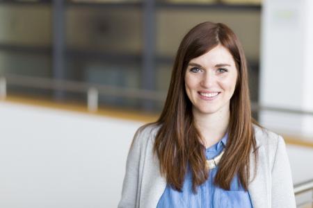 Lena Vögele, die an der Hochschule Aalen ihren Master in Business Development macht, hat mit viel ehrenamtlichem Engagement einen virtuellen Weihnachtsmarkt auf die Beine gestellt