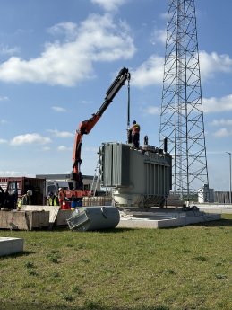 PM_WE25_13_Spende für die Energiezukunft der Ukraine_Bild1_WEMAG_Voß.jpg