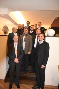 Manager von 11 Thüringer Unternehmen gründen im Erfurter Hotel am Kaisersaal den Branchenverein „ITnet Thüringen e. V.“.
