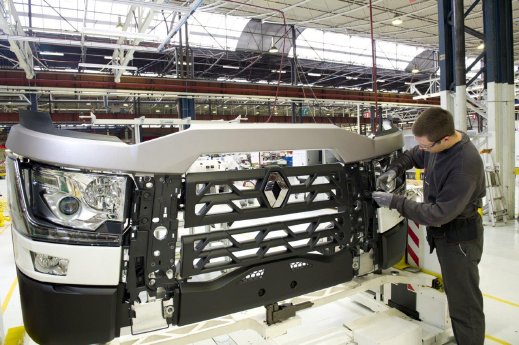 Renault Trucks Produktionsstandort 3.jpg